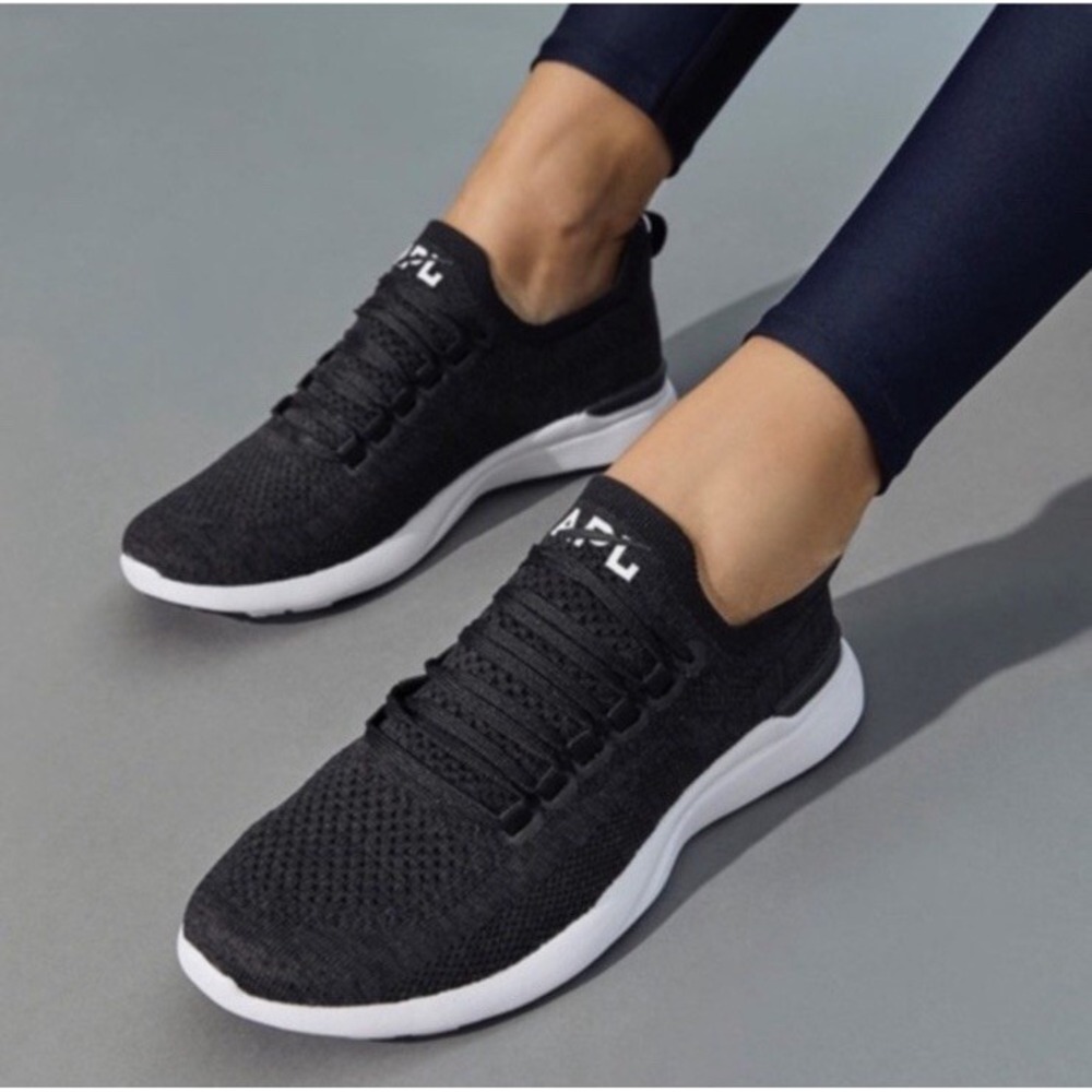 APL Techloom Breeze Sneakers Womens 8 Running Shoes Lace Up Black White Athletic